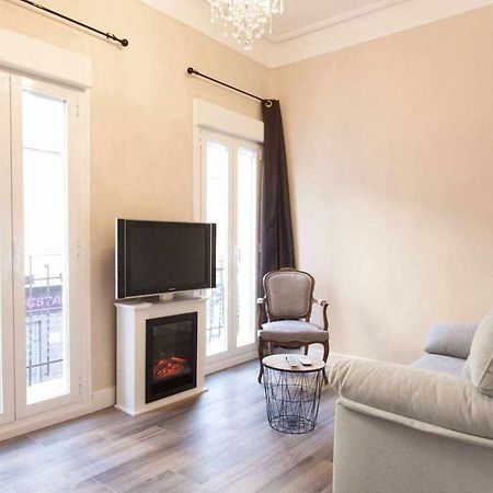 New Moderno Y Elegante Apartamento Centrico Madrid Luaran gambar
