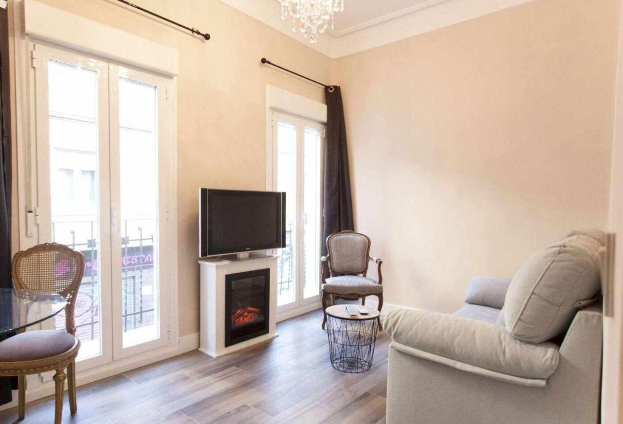 New Moderno Y Elegante Apartamento Centrico Madrid Luaran gambar
