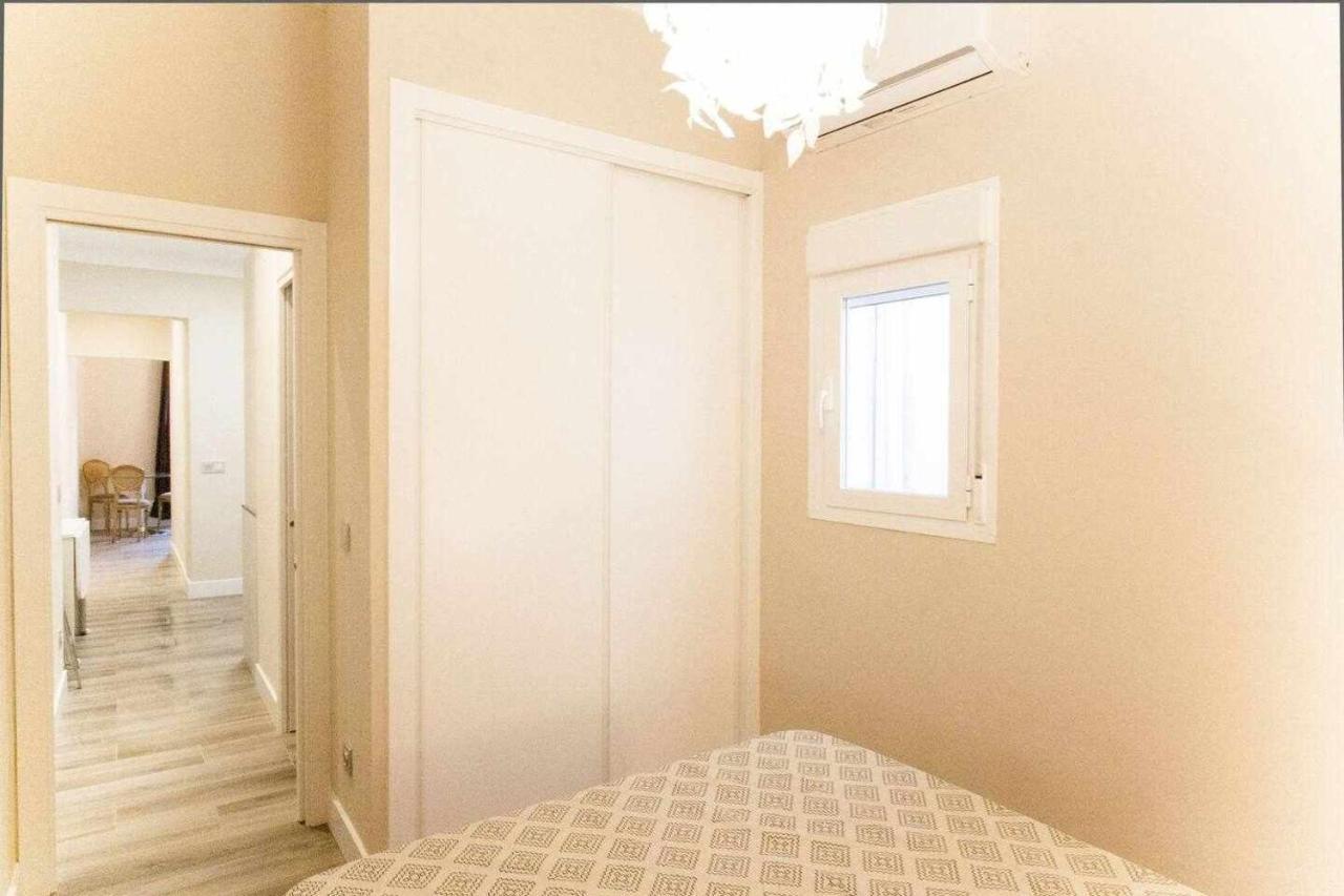 New Moderno Y Elegante Apartamento Centrico Madrid Luaran gambar