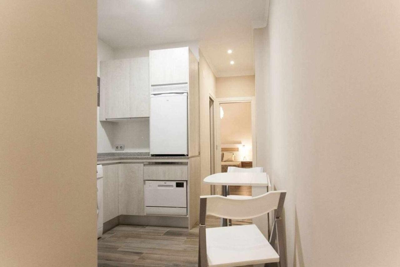 New Moderno Y Elegante Apartamento Centrico Madrid Luaran gambar